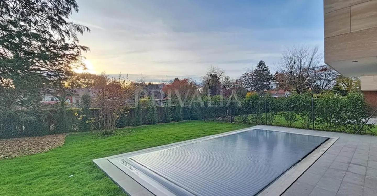 Magnifica villa nuova con piscina in un ambiente tranquillo ed esclusivo - Foto 9 di 10