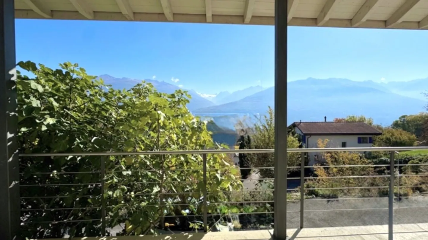 Villa contemporaine avec vue panoramique - Photo 4 sur 9