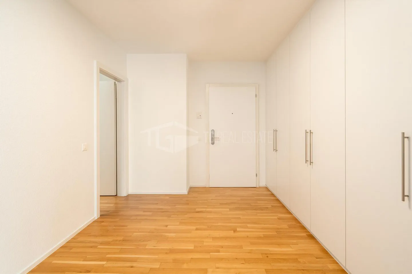 APPARTEMENT ÉLÉGANT DE 3,5 PIÈCES AU CENTRE DE LUGANO - Photo 11 sur 11