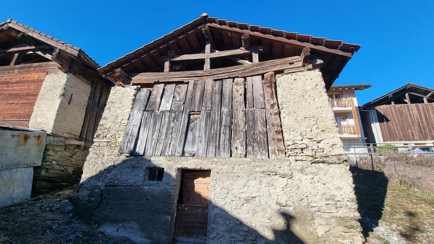 Fienile da ristrutturare - 310 m3 - Luc (Ayent) - ESCLUSIVITÀ - rif. 10243552 - Foto 3 di 4
