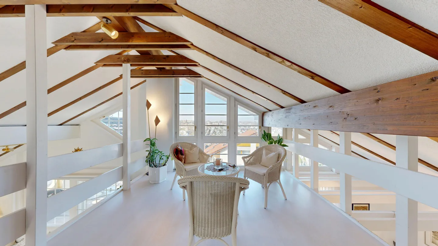 Impressive 6.5-Room Villa with Pool, Panoramic View and Large Garage - Photo 3 of 28