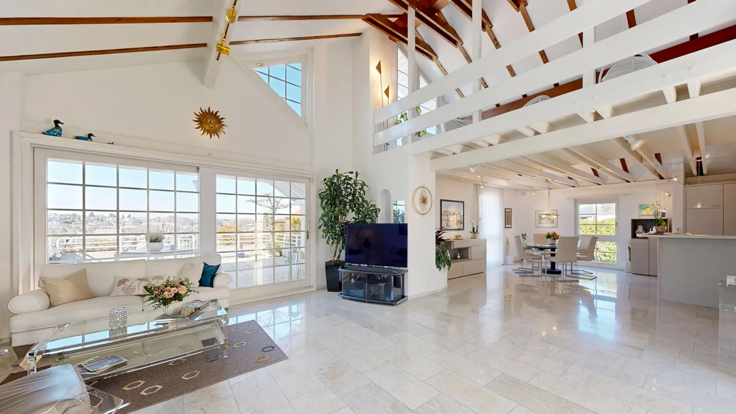 Impressive 6.5-Room Villa with Pool, Panoramic View and Large Garage - Photo 5 of 28