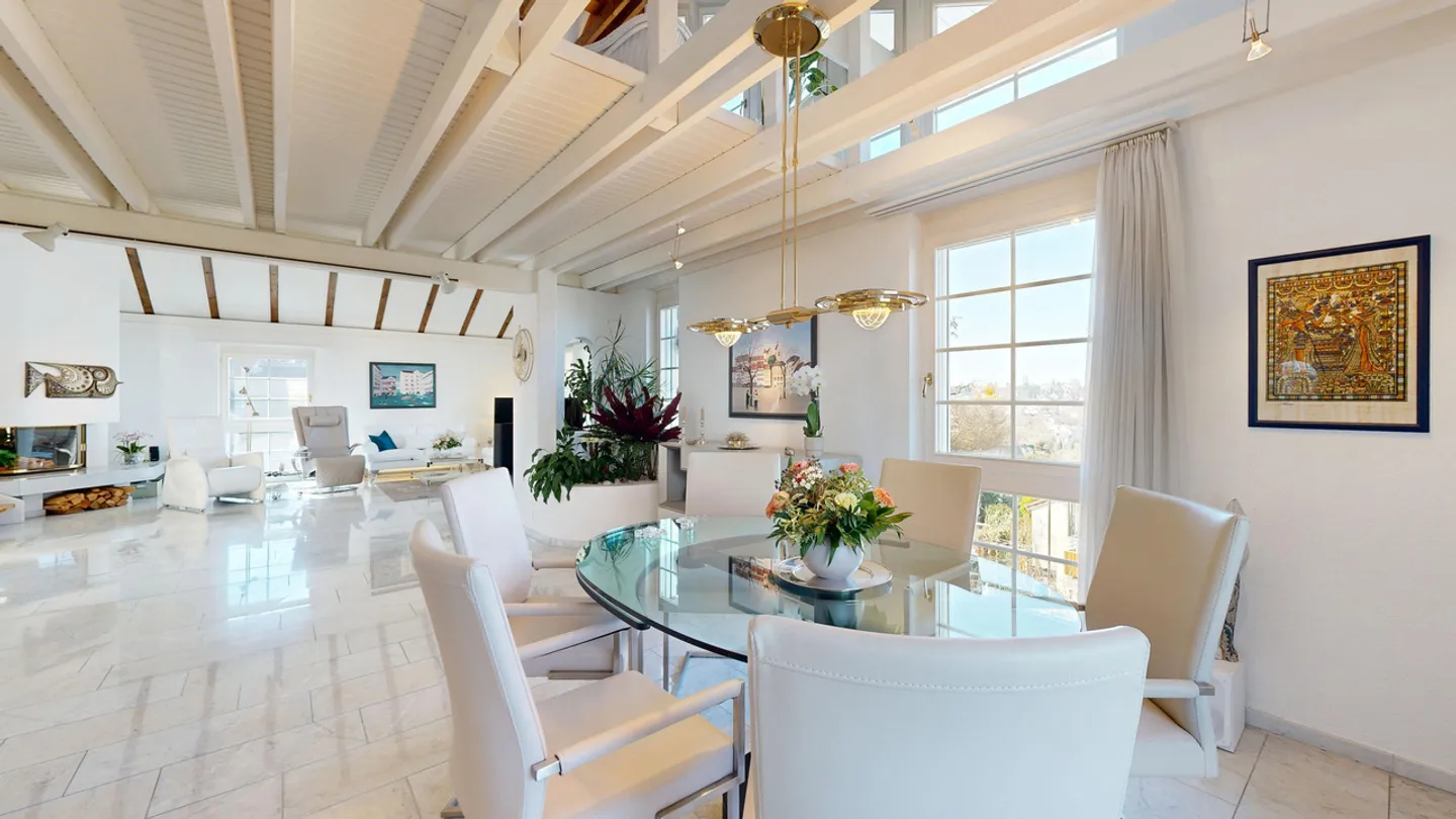 Impressive 6.5-Room Villa with Pool, Panoramic View and Large Garage - Photo 11 of 28