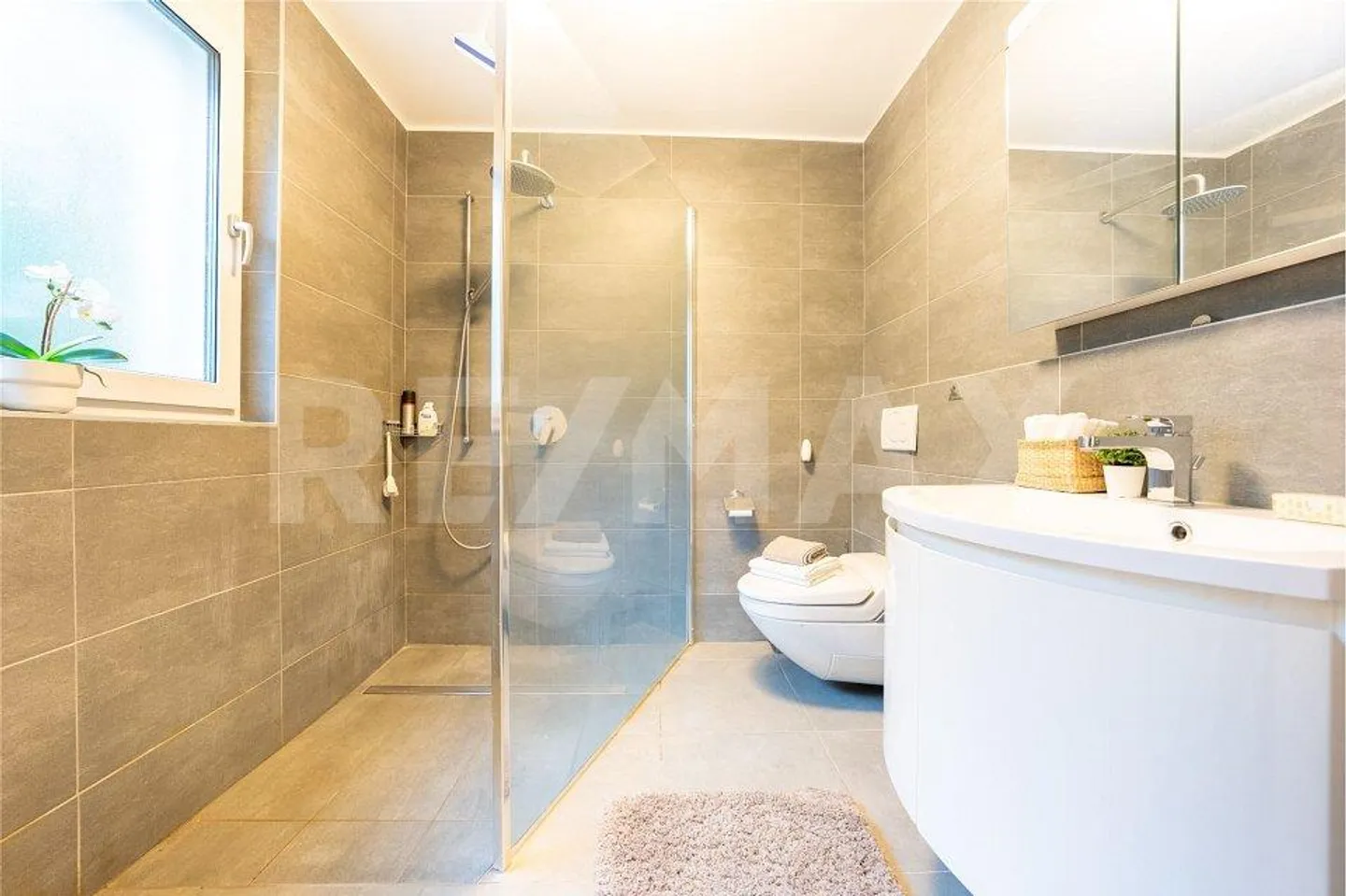 Appartamento con grande giardino - Foto 6 di 13