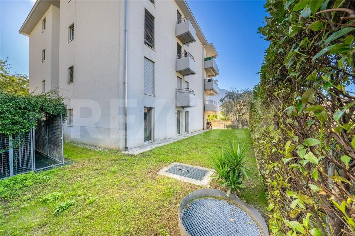 Appartamento con grande giardino - Foto 7 di 13