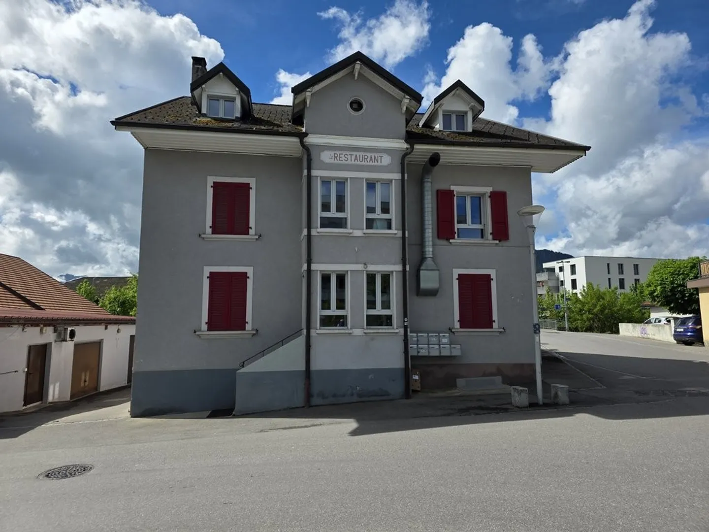 Appartamento di due e mezzo locali per CHF 1100.-/mese, spese incluse - Foto 1 di 5