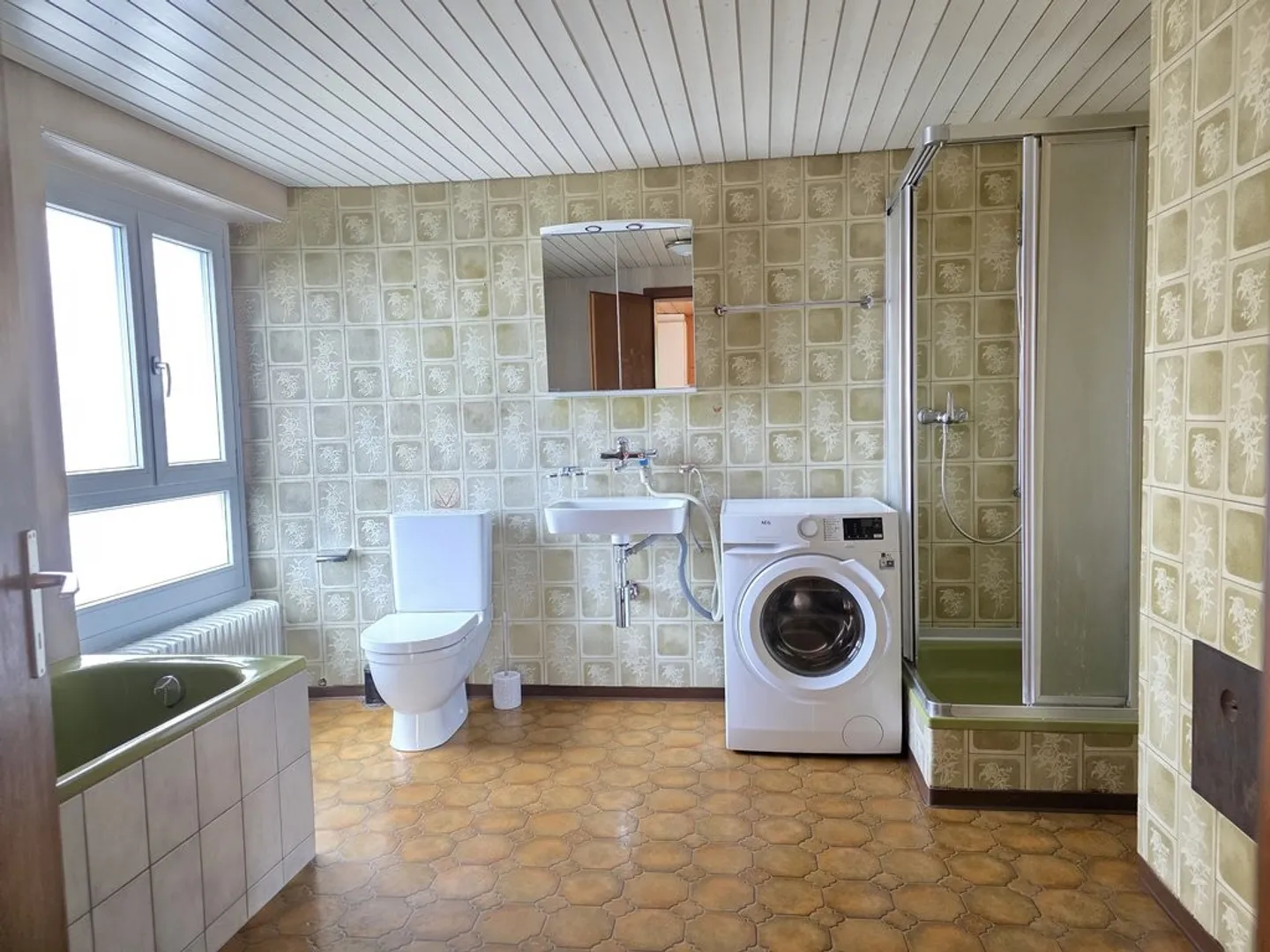 Appartamento di due e mezzo locali per CHF 1100.-/mese, spese incluse - Foto 3 di 5