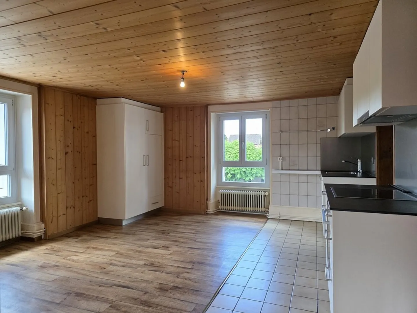 Appartamento di due e mezzo locali per CHF 1100.-/mese, spese incluse - Foto 4 di 5