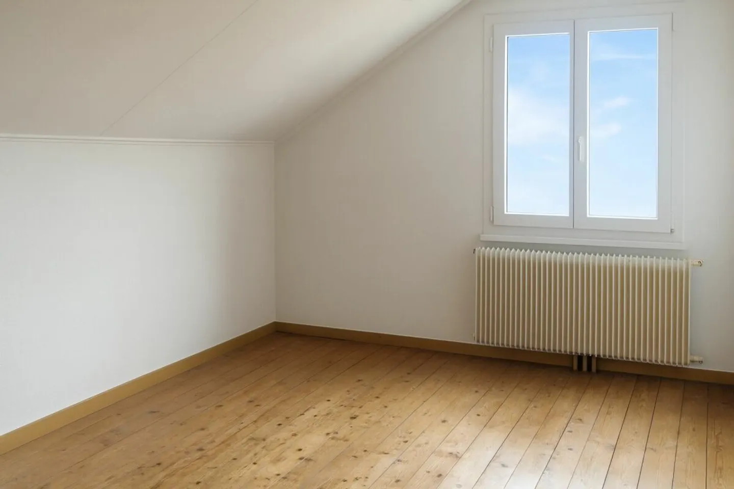 Zwei gepflegte Mehrfamilienhäuser - Foto 10 von 12