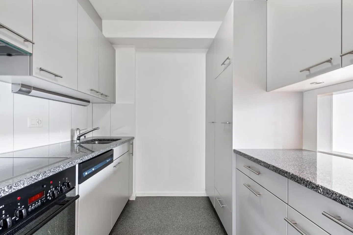 Vivere in una posizione soleggiata e tranquilla - Foto 2 di 9