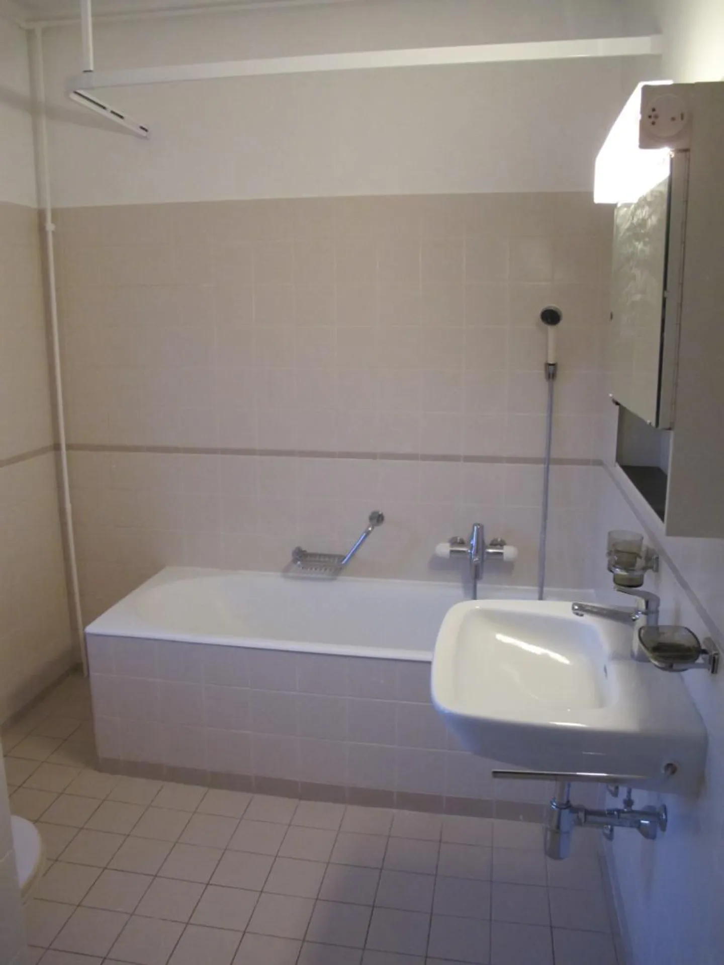 Appartamento 6 locali - Foto 6 di 7