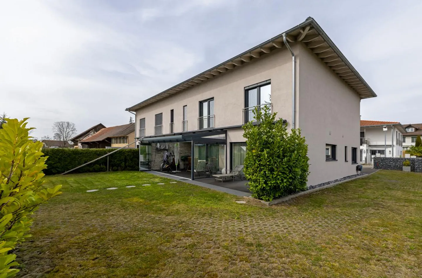 Modern Semi-Detached House in Engwilen – Quiet Location with Charm and Comfort - Photo 1 of 13