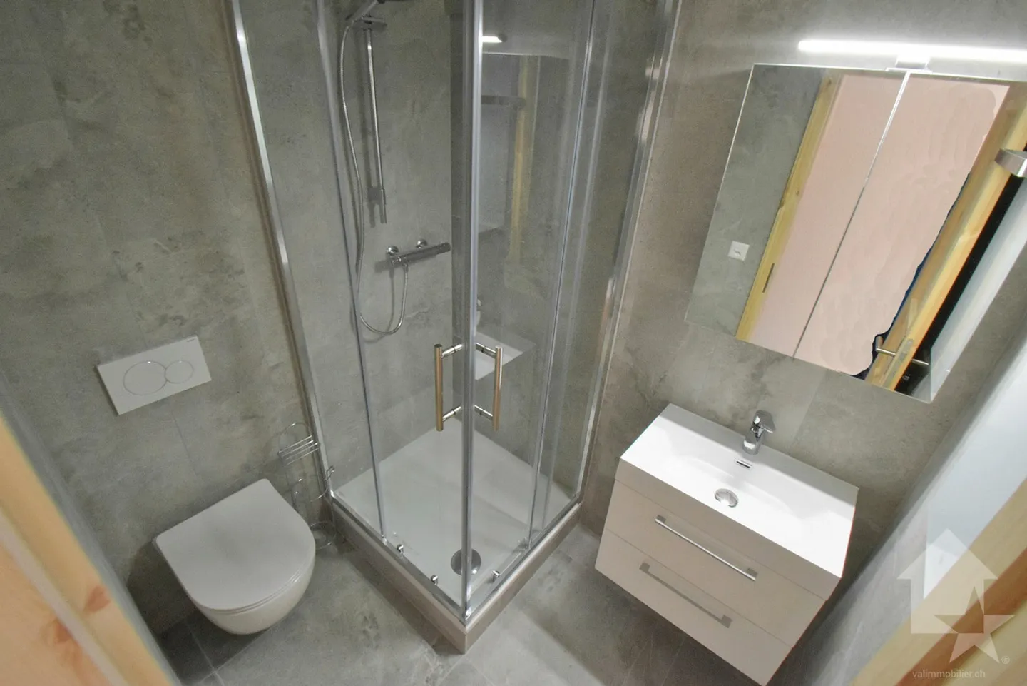 Wunderschöne 3,5-Zimmer-Wohnung, die 2025 komplett renoviert wurde - Foto 11 von 11