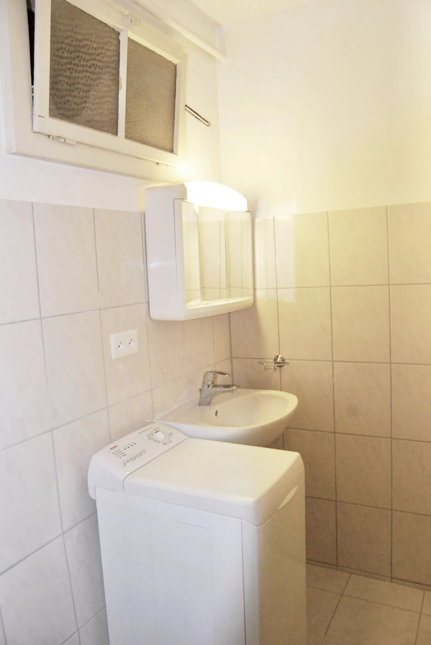 Ertragsgebäude im Zentrum von Bex - Foto 20 von 21