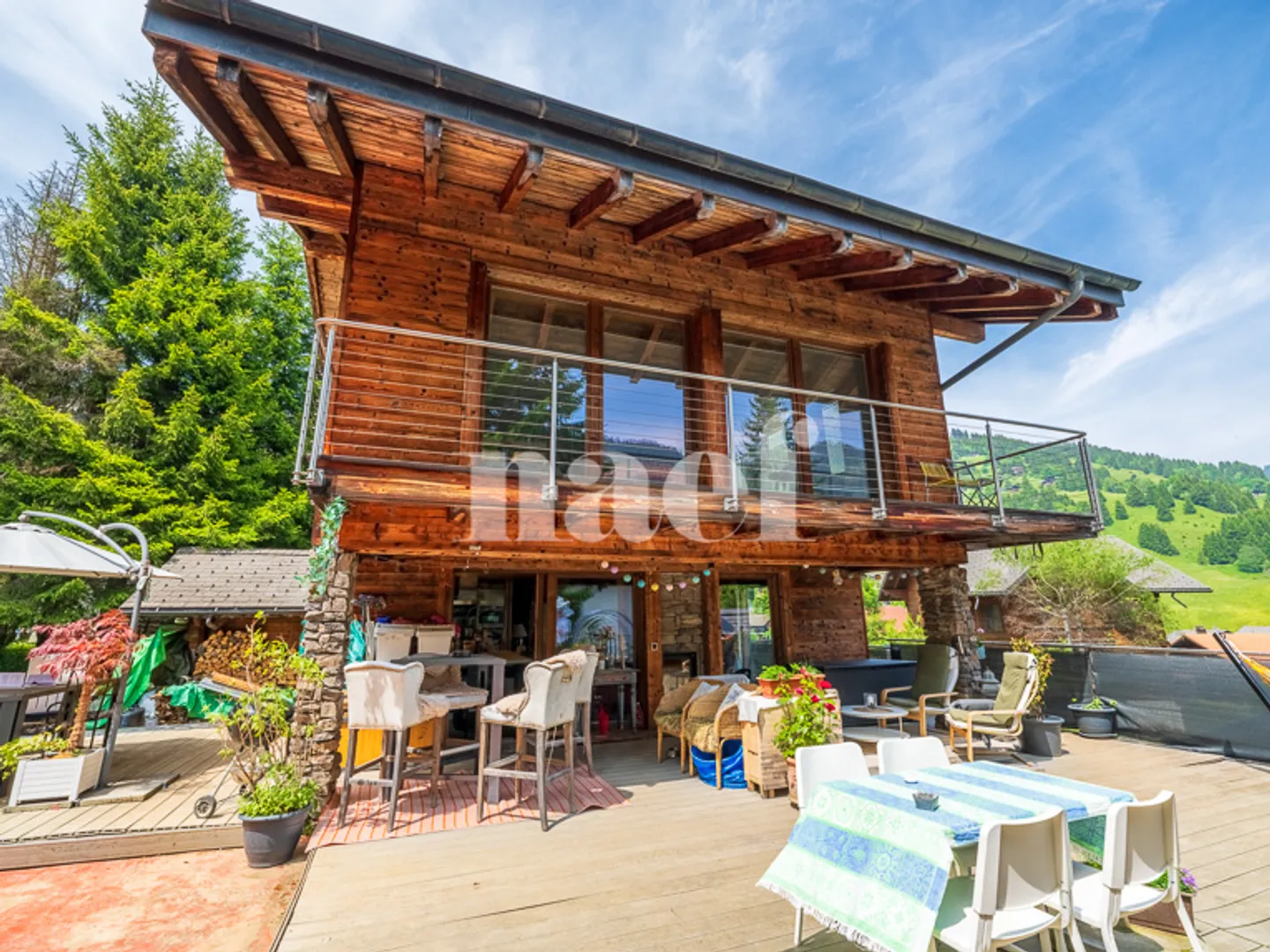 «Modernes und geräumiges Chalet mit 3 Wohnungen zum Verkauf in Morgins» - Foto 3 von 13