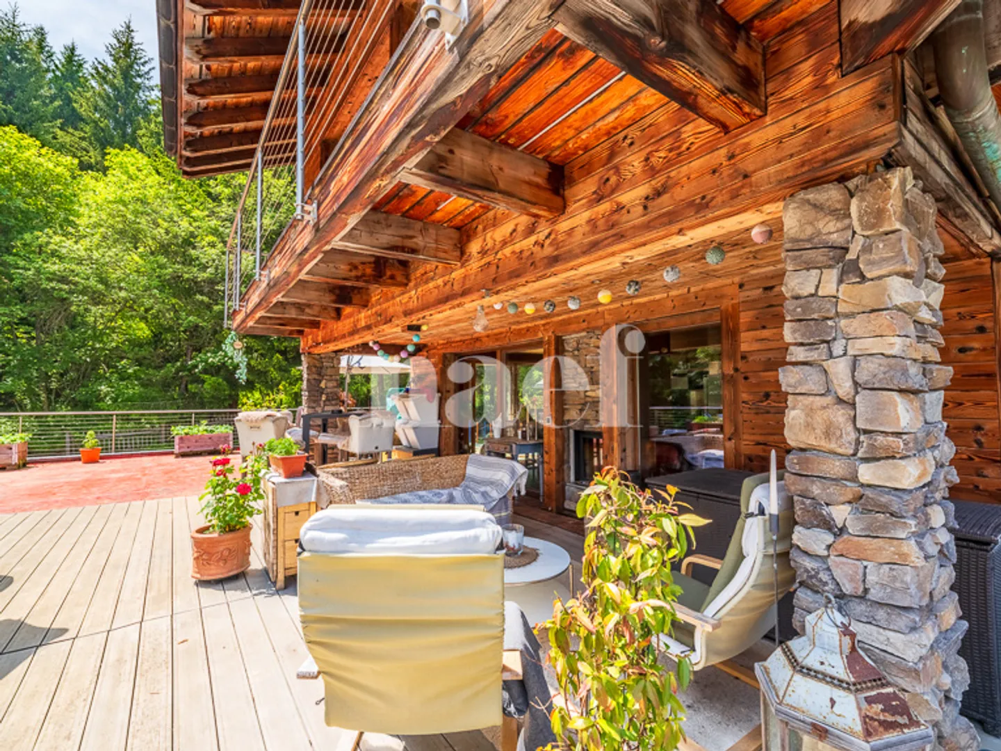 «Modernes und geräumiges Chalet mit 3 Wohnungen zum Verkauf in Morgins» - Foto 4 von 13