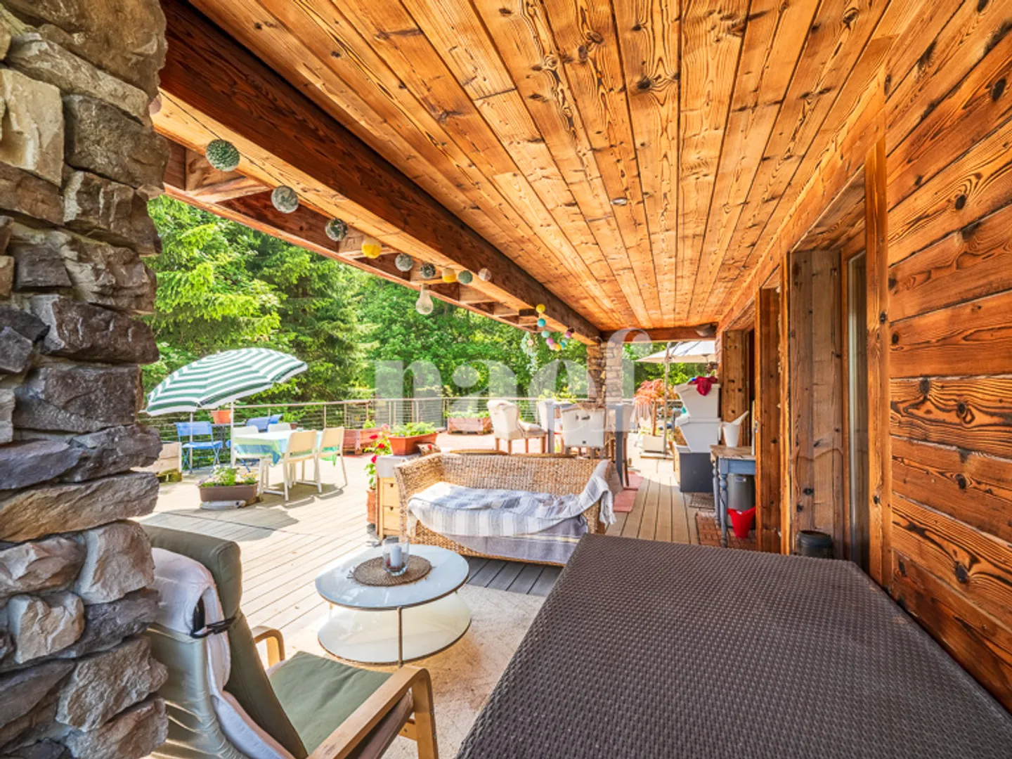 «Modernes und geräumiges Chalet mit 3 Wohnungen zum Verkauf in Morgins» - Foto 5 von 13