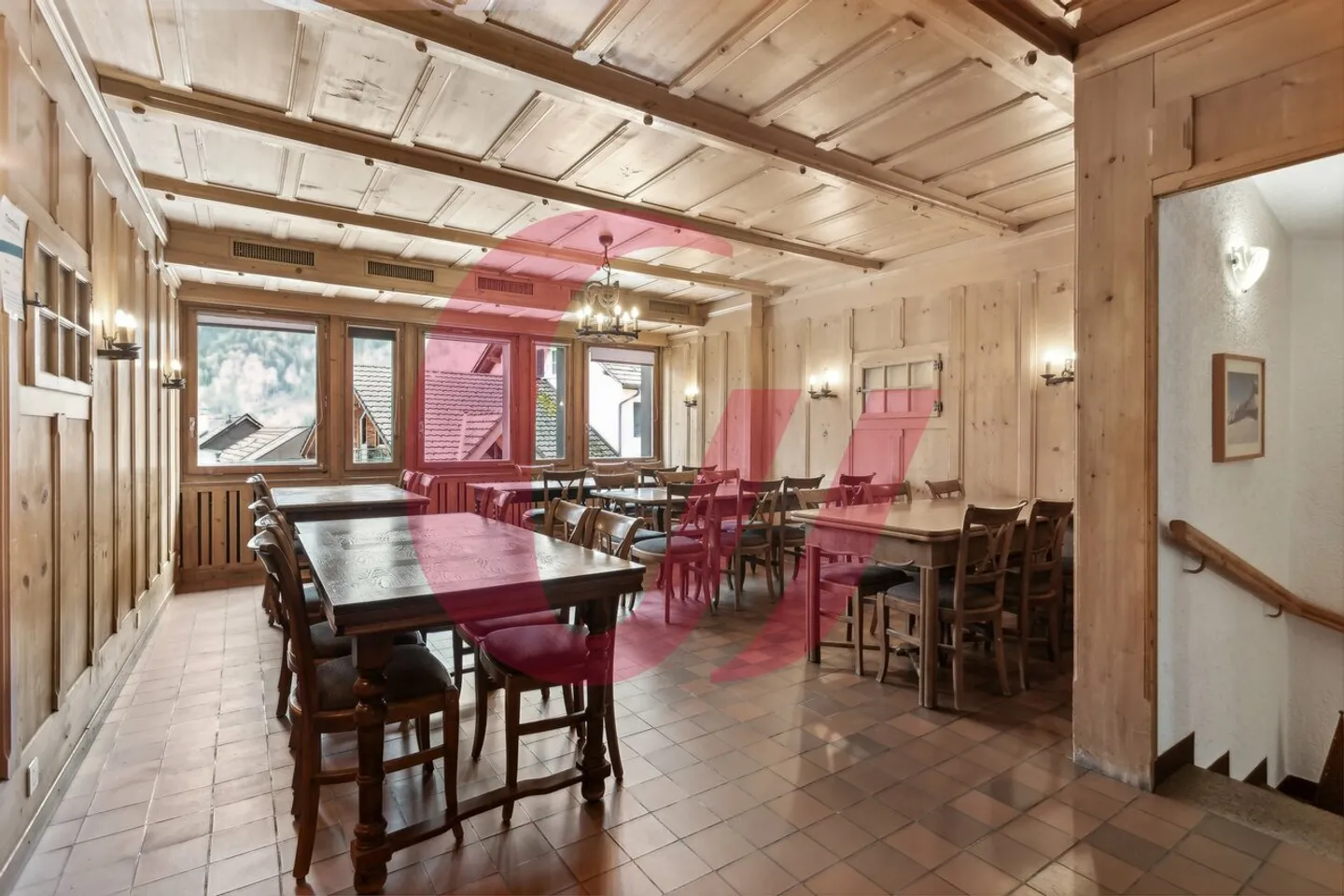 Restaurant im Zentrum von Charmey - Foto 1 von 10