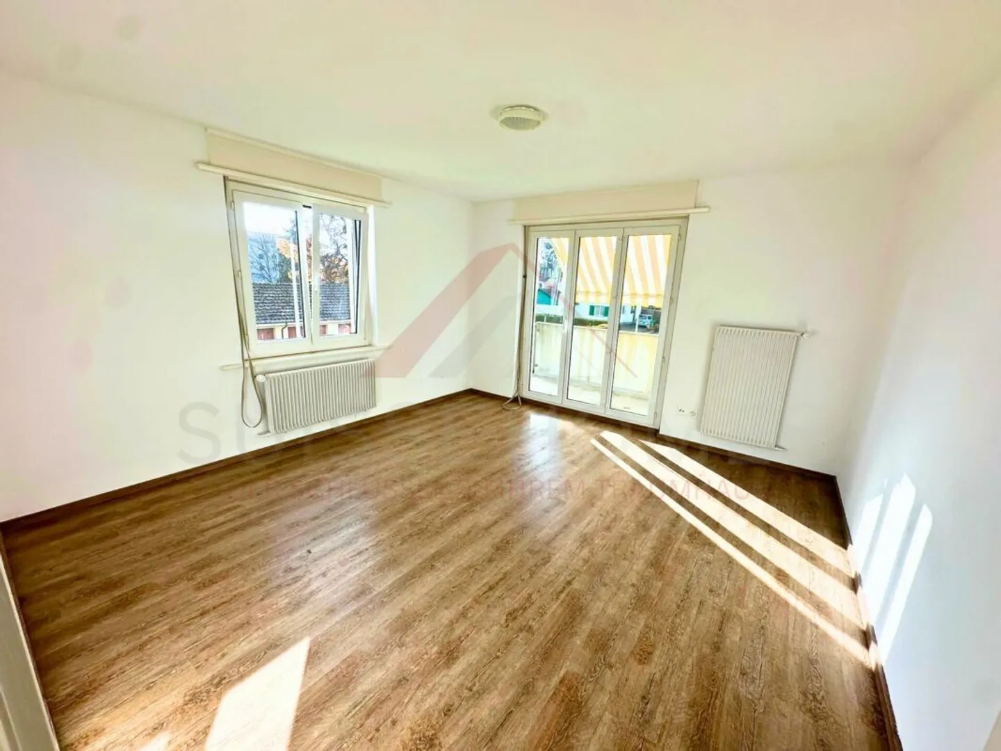 Renovated 3.5-room apartment in Burgdorf - centrally located, bright and already rented - Photo 1 of 7