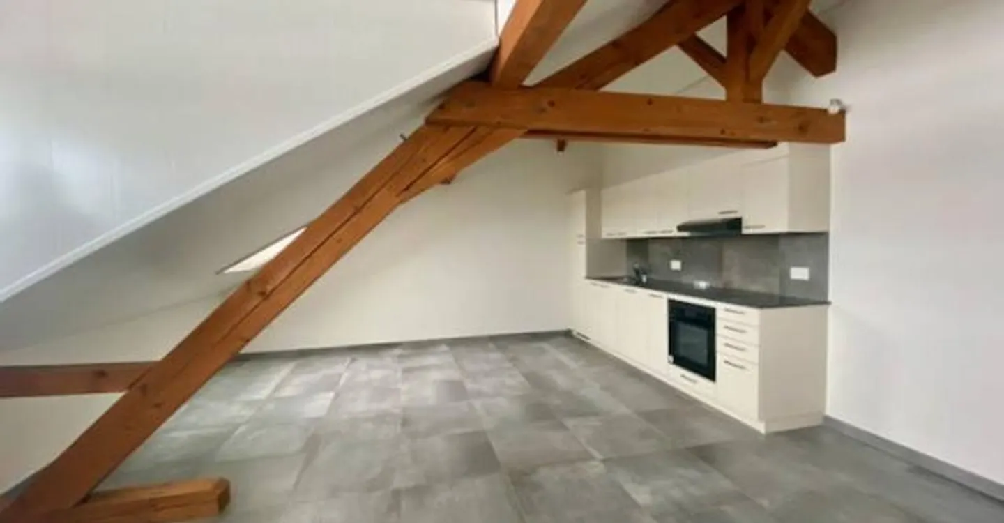Wunderschöne 2-Zimmer-Wohnung, (M), Dachgeschoss, mit Aufzug - Foto 2 von 6