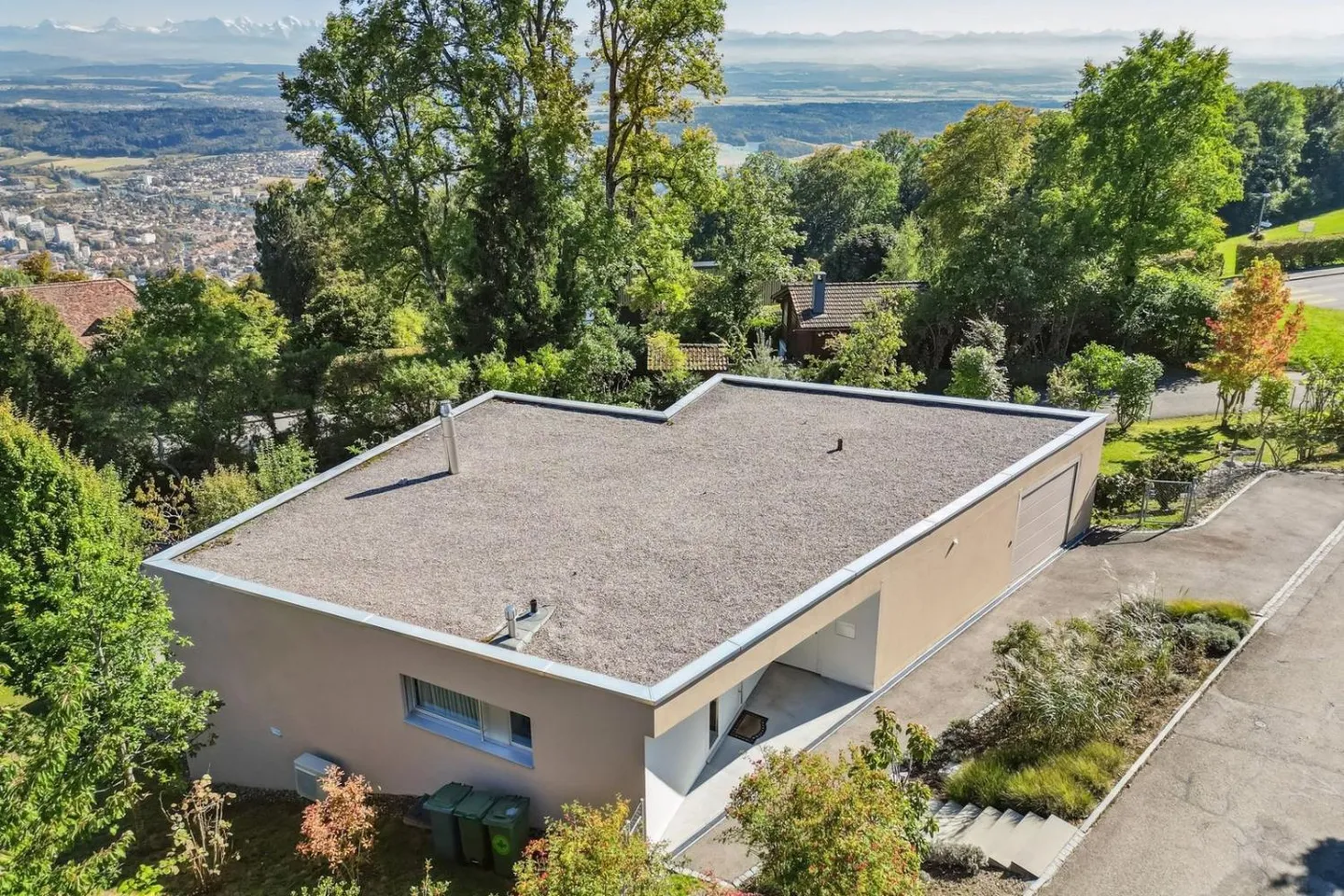 Elegante Villa mit Alpenblick - Foto 3 von 13