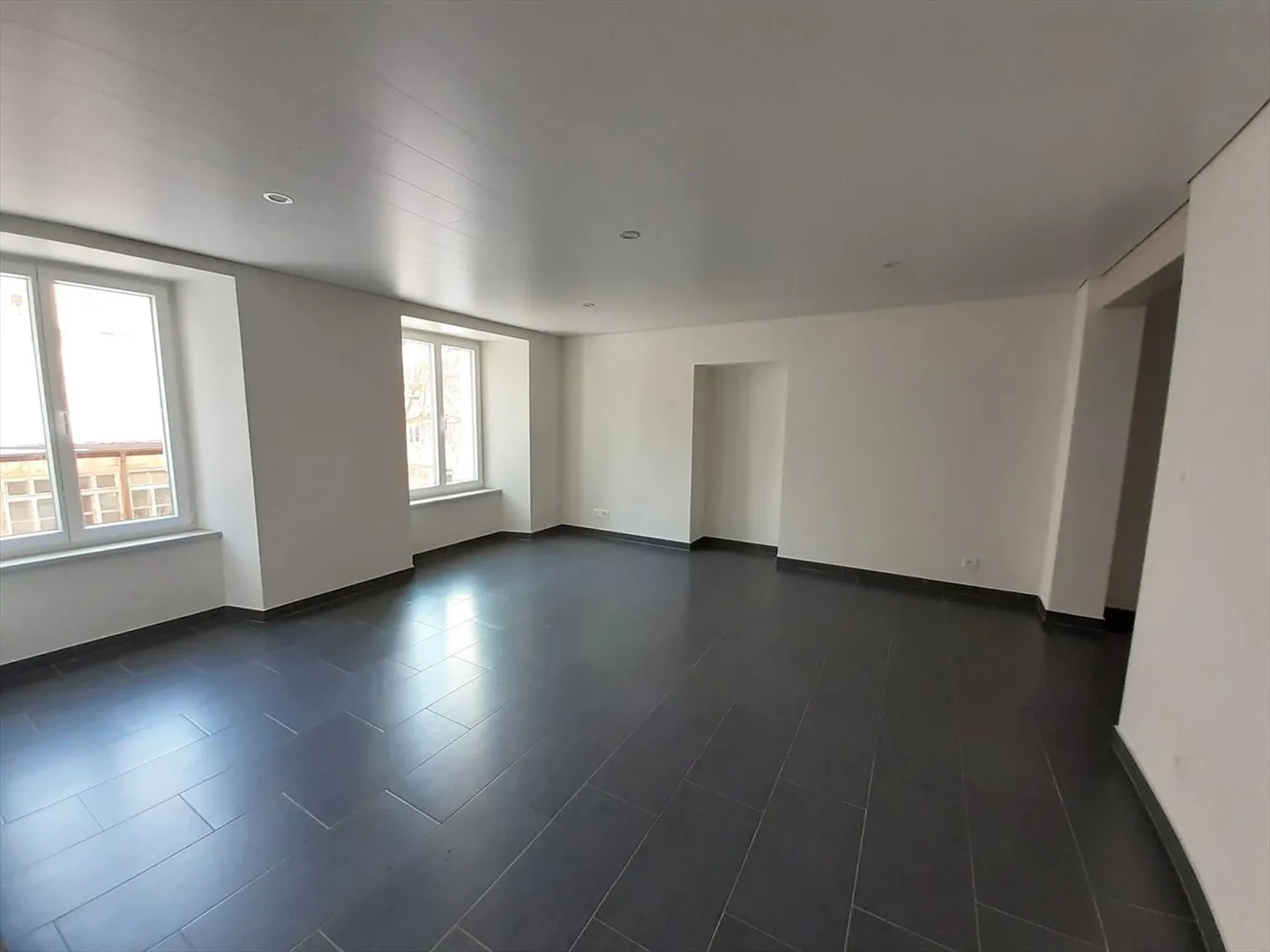 Appartement 2.5 pièces - Photo 3 sur 5