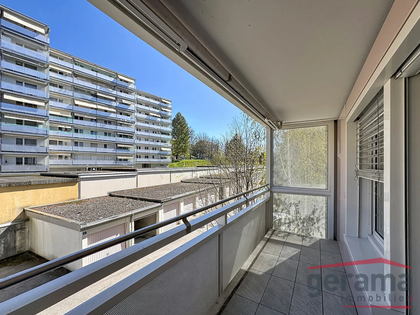 3.5 Room Apartment on the 2nd Floor in Freiburg - Photo 3 of 6