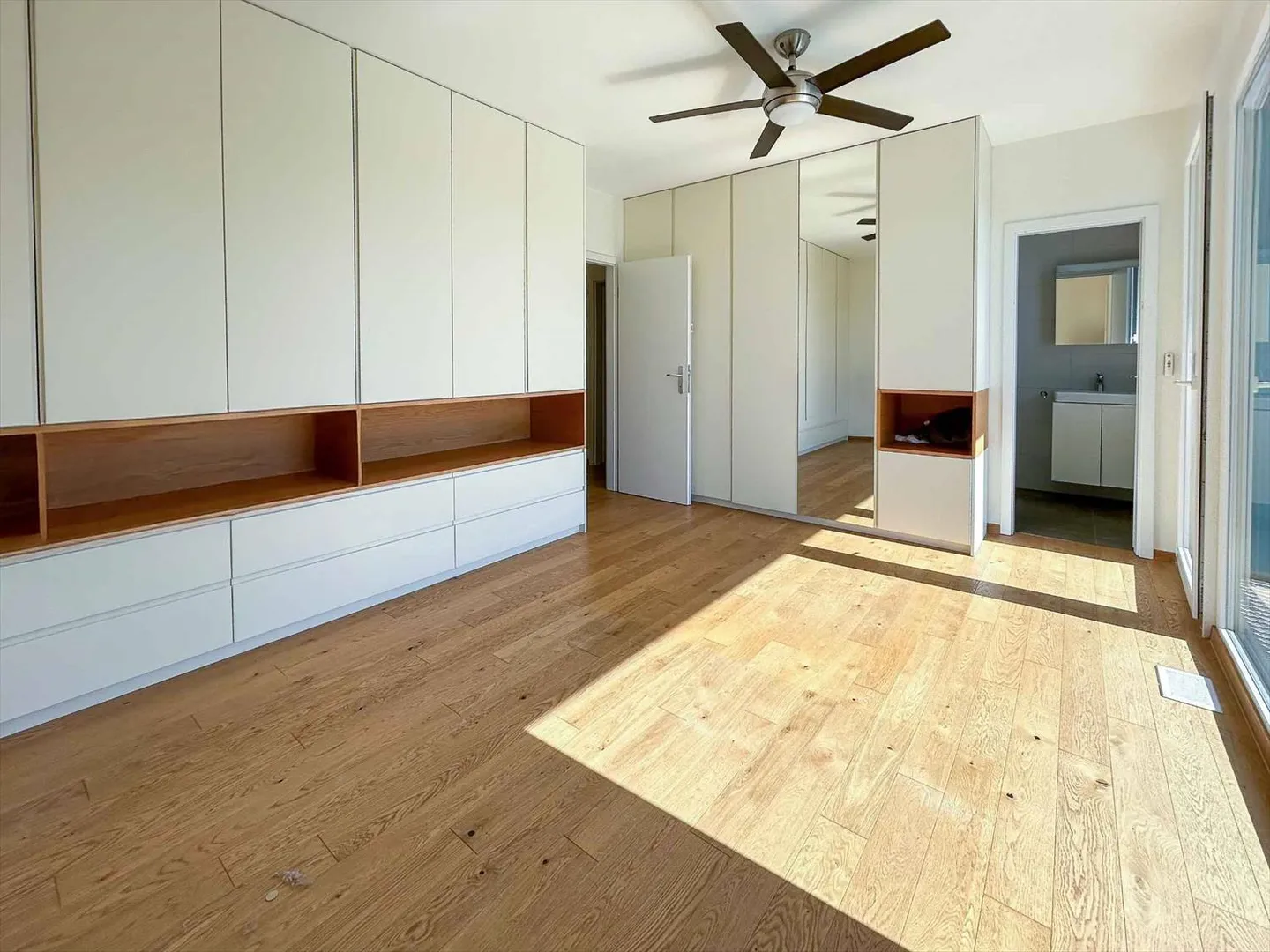 Semi-detached villa - Photo 5 of 10