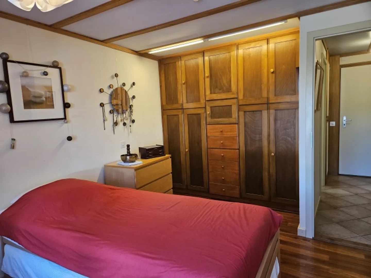 Appartement de 5 pièces avec jardin - Photo 5 sur 10