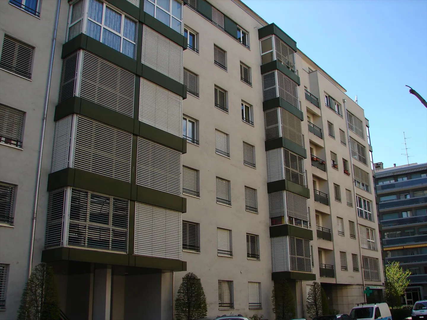 Parking intérieur - Quartier Charmilles - Photo 2 sur 2