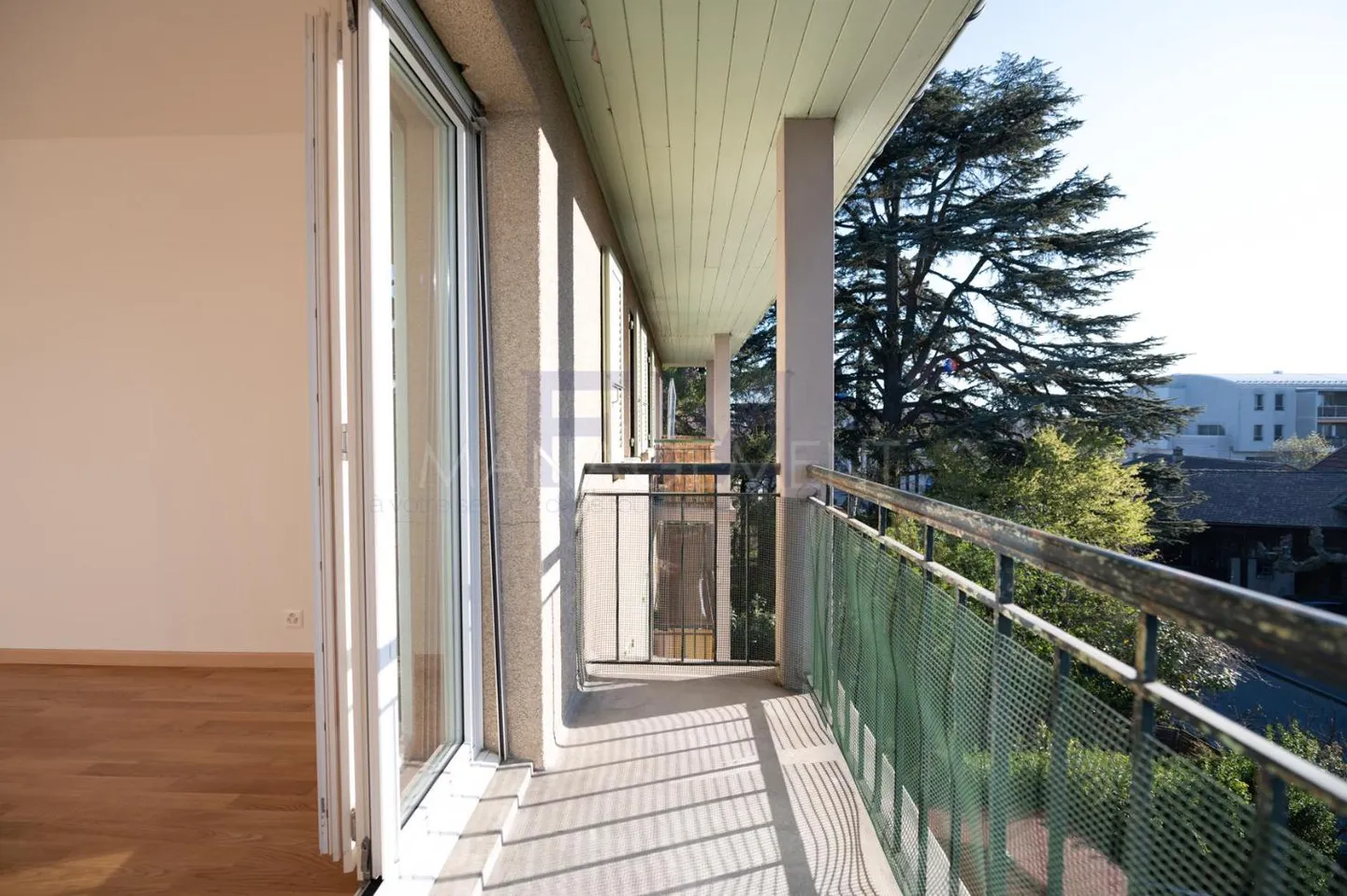 Meyrin Village ? Rue Virginio-Malnati - Appartamento ristrutturato ? 3 locali ? ca. 42m² con balcone - Foto 12 di 13