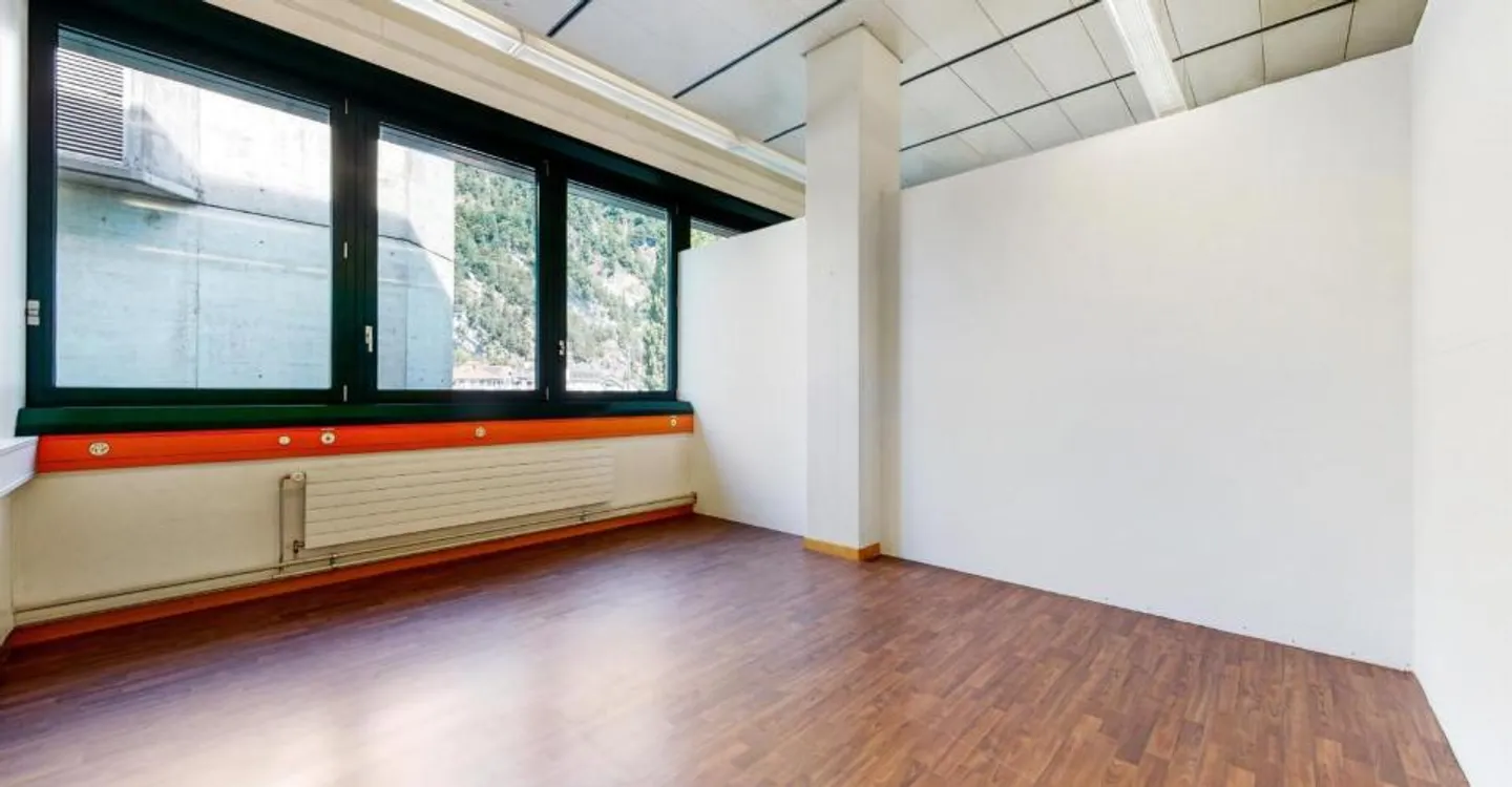Your new company location directly on the Aare! - Photo 3 of 6