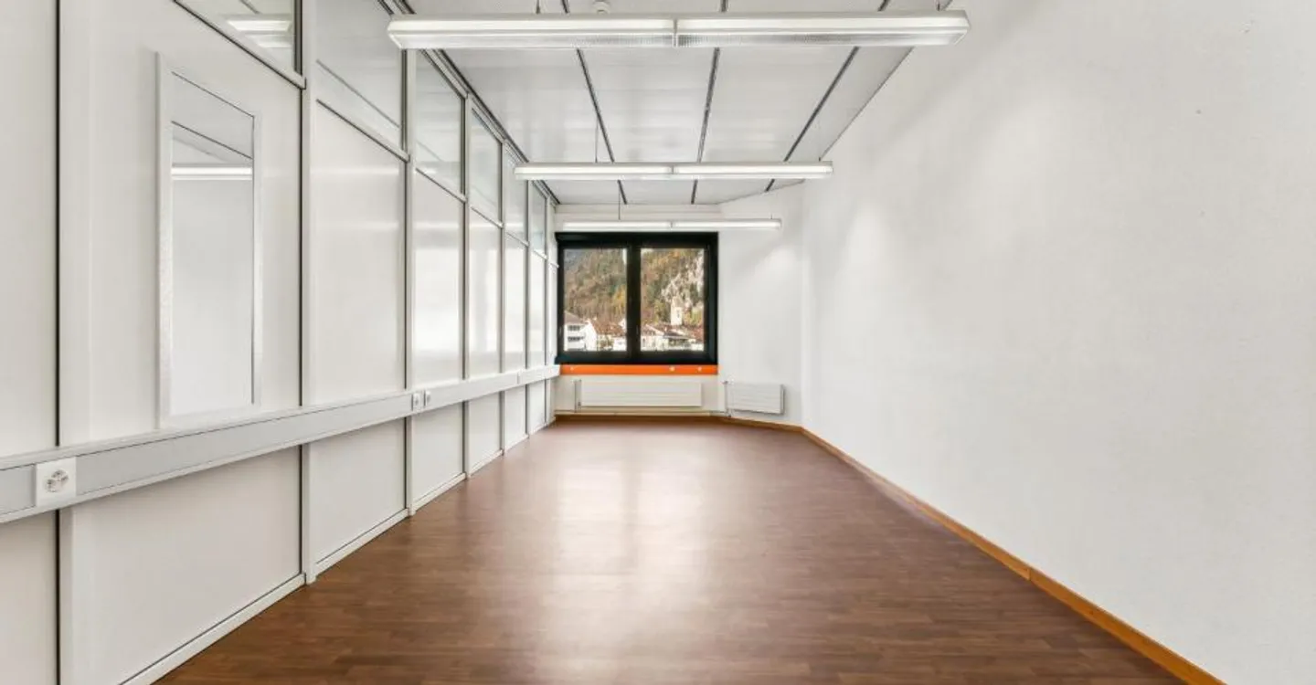 Your new company location directly on the Aare! - Photo 4 of 6