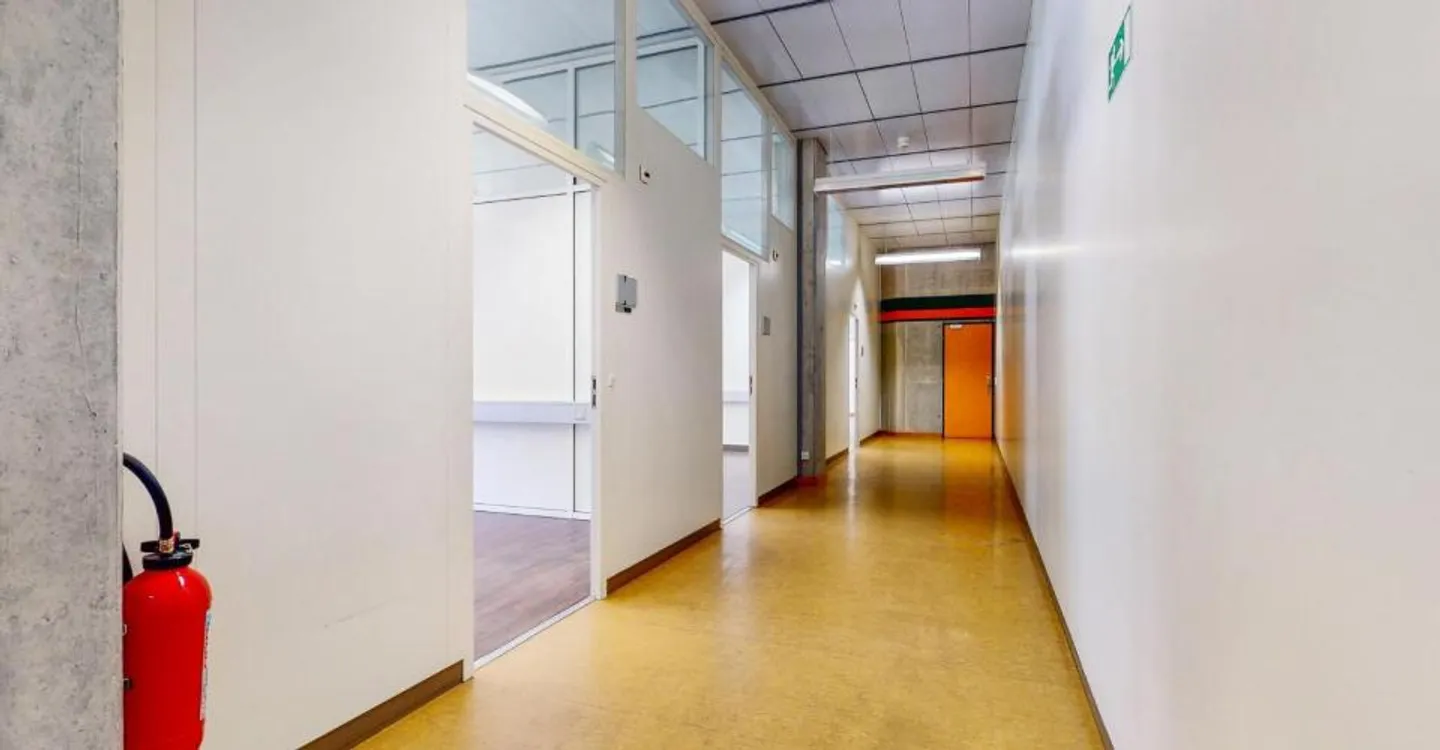 Your new company location directly on the Aare! - Photo 5 of 6