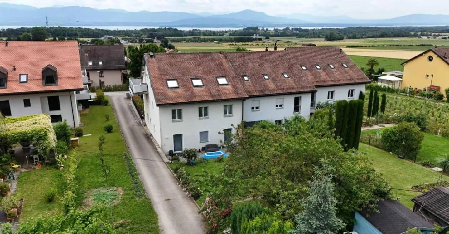 Appartement Duplex avec Vue Lac - Photo 9 sur 12