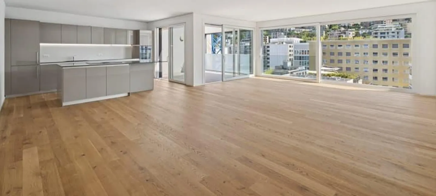 Penthouse di Lusso con Giardino sul Tetto - Foto 1 di 3