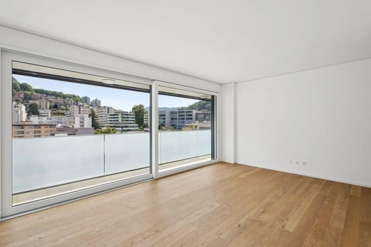 Penthouse di Lusso con Giardino sul Tetto - Foto 2 di 3