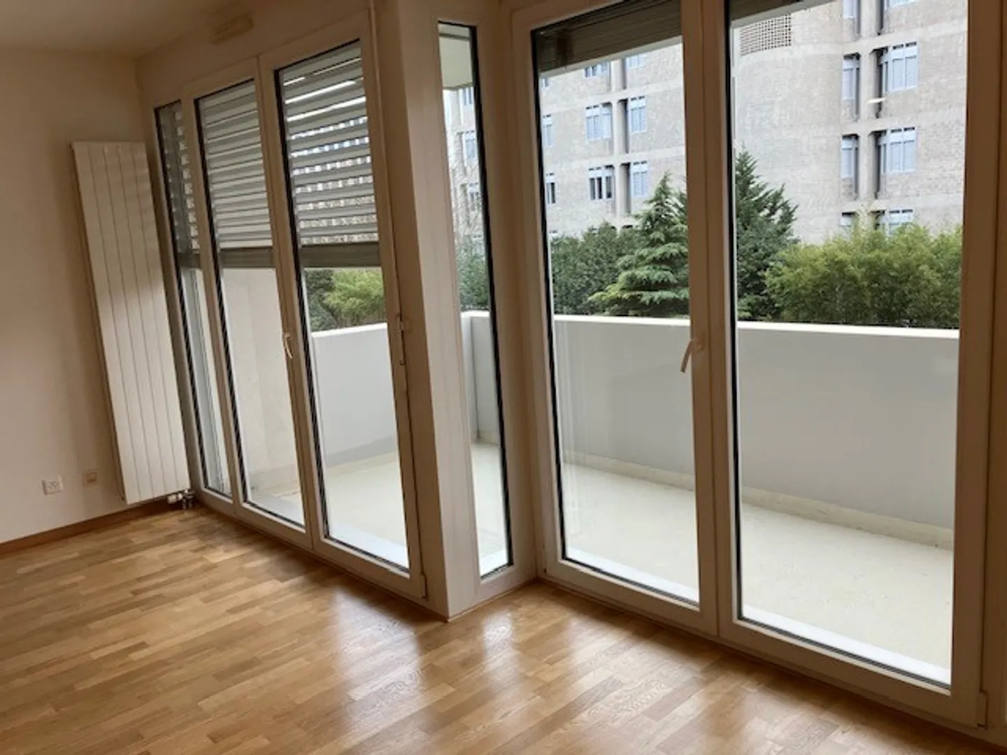 6-room apartment - Photo 3 of 7