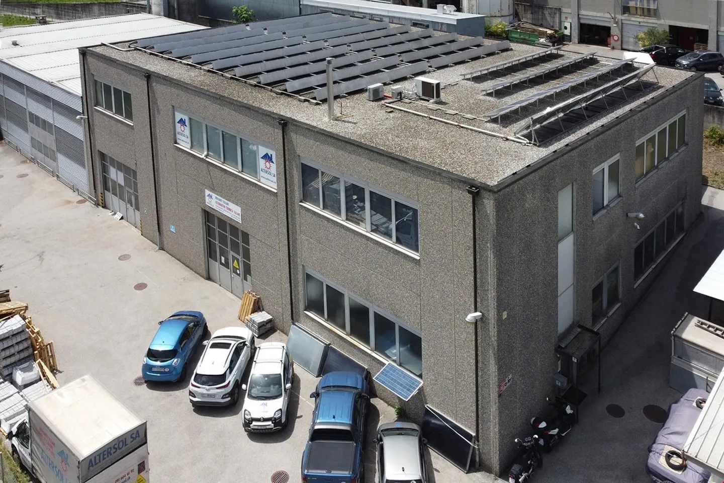 BEDANO - Magazzino in affitto - 450 mq - Foto 2 di 3