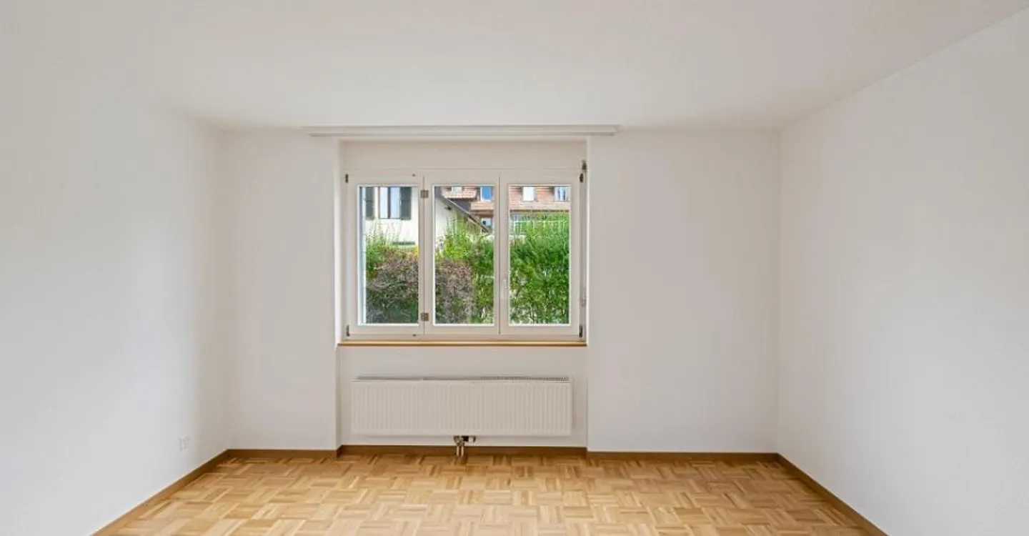 4-room apartment on the ground floor with balcony - Photo 5 of 17