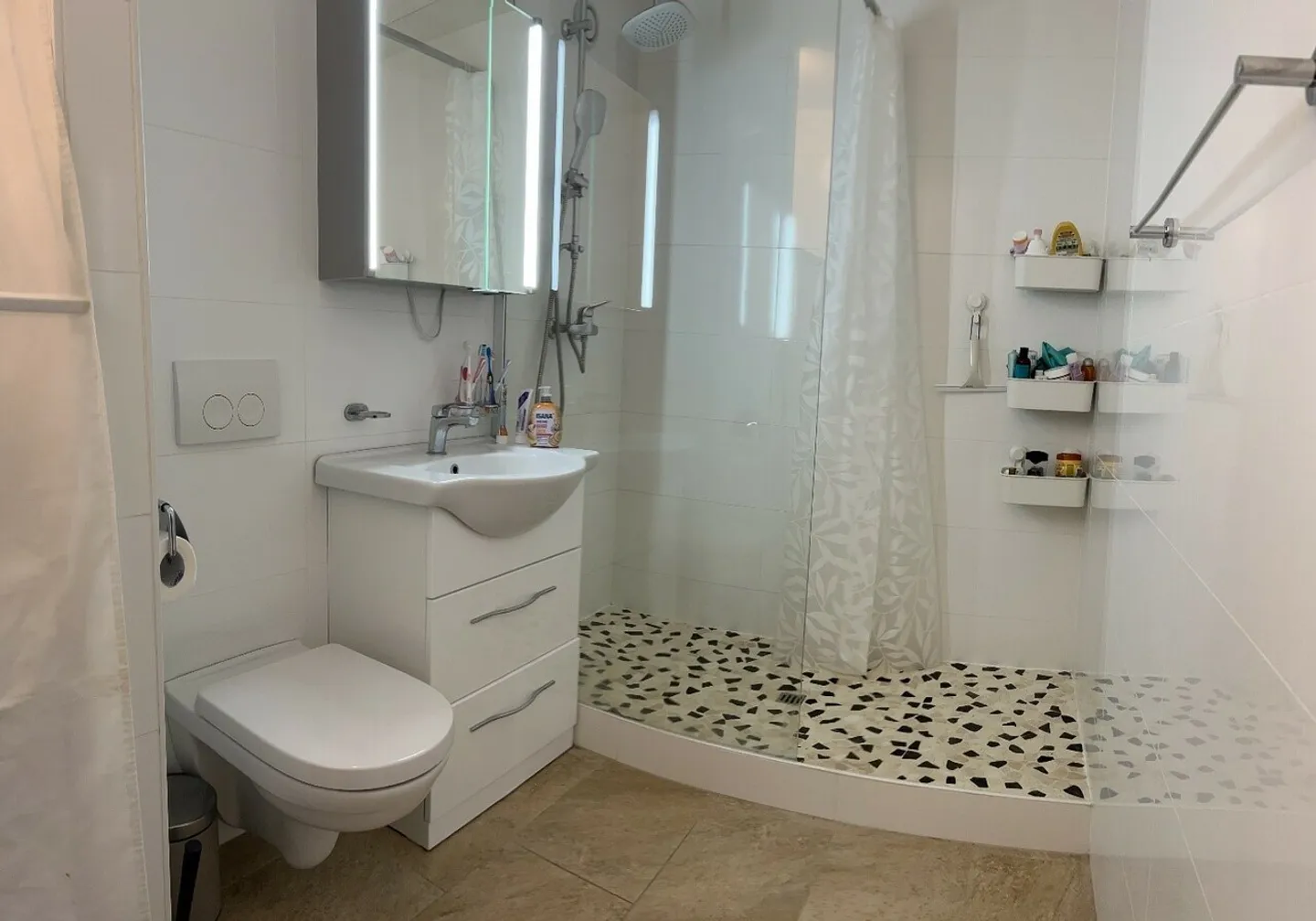 Appartamento in affitto - Foto 3 di 3
