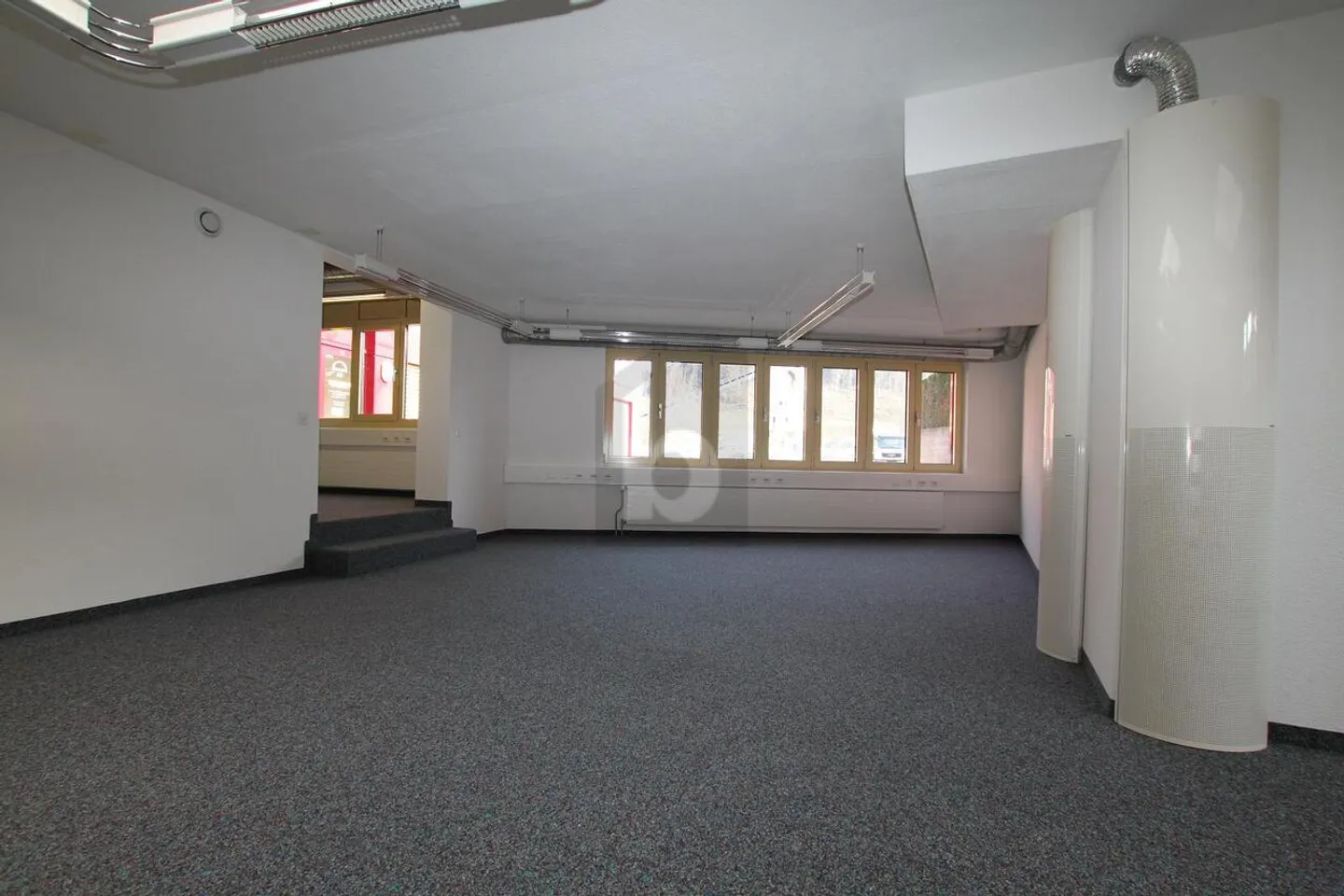 Office 3 rooms - Photo 1 of 4