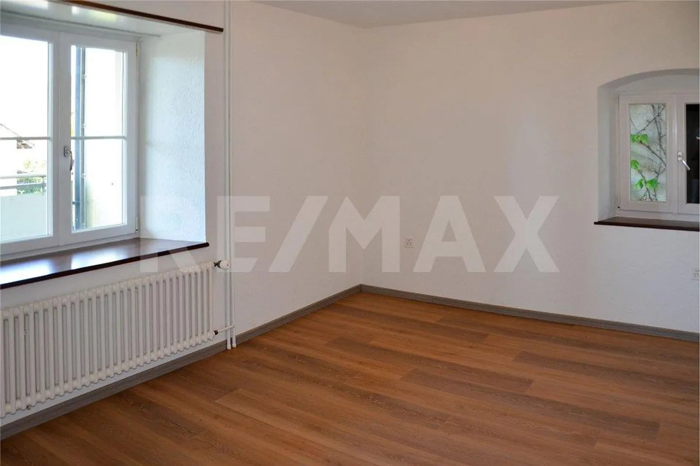 Charmante 3-Zimmer-Altbau-Wohnung mit Balkon - Foto 5 von 5