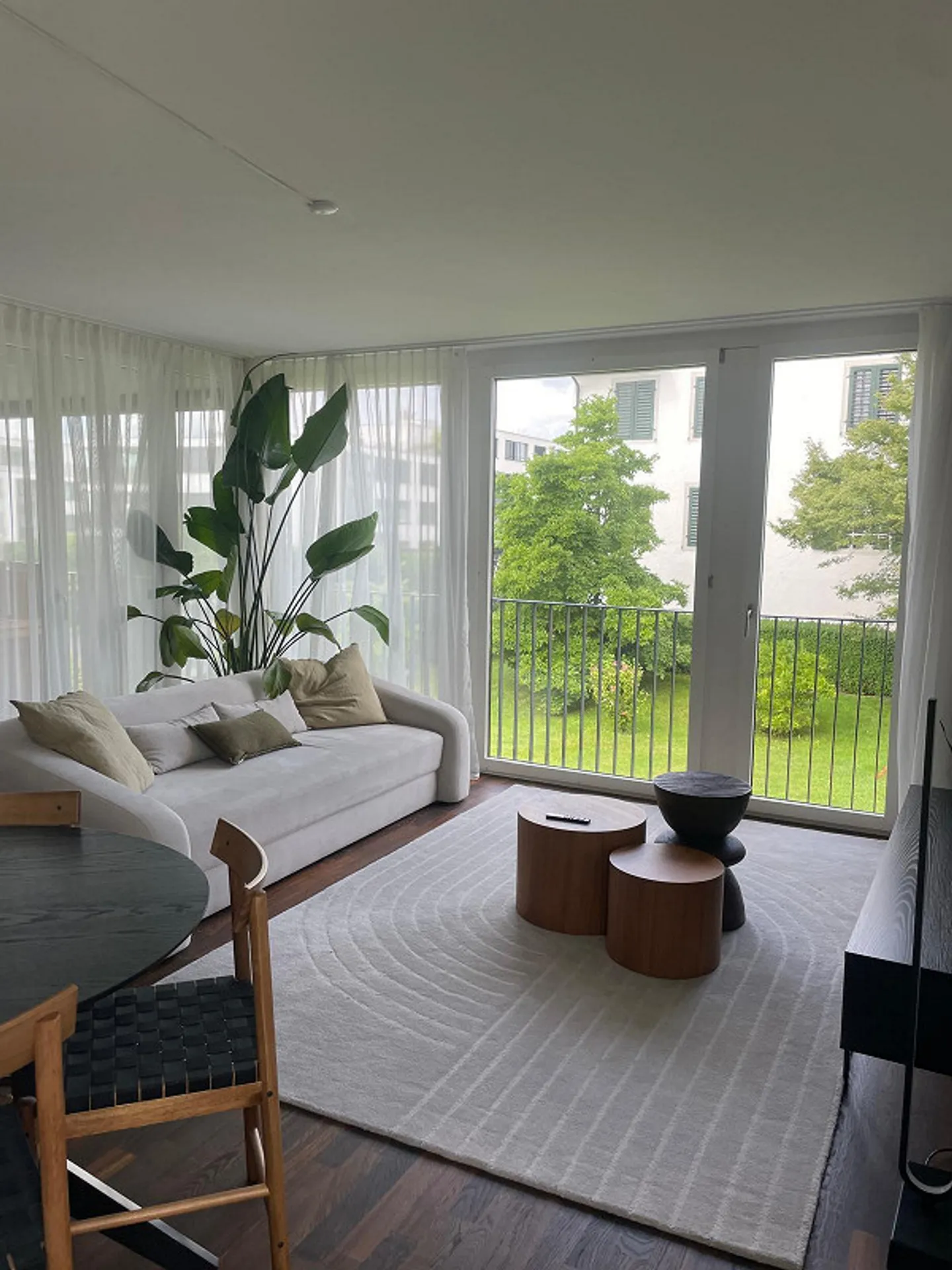 Stäfa (Zürisee): arredato, 72m2, nuovo, balcone, terrazza, garage, giardino - Foto 2 di 7