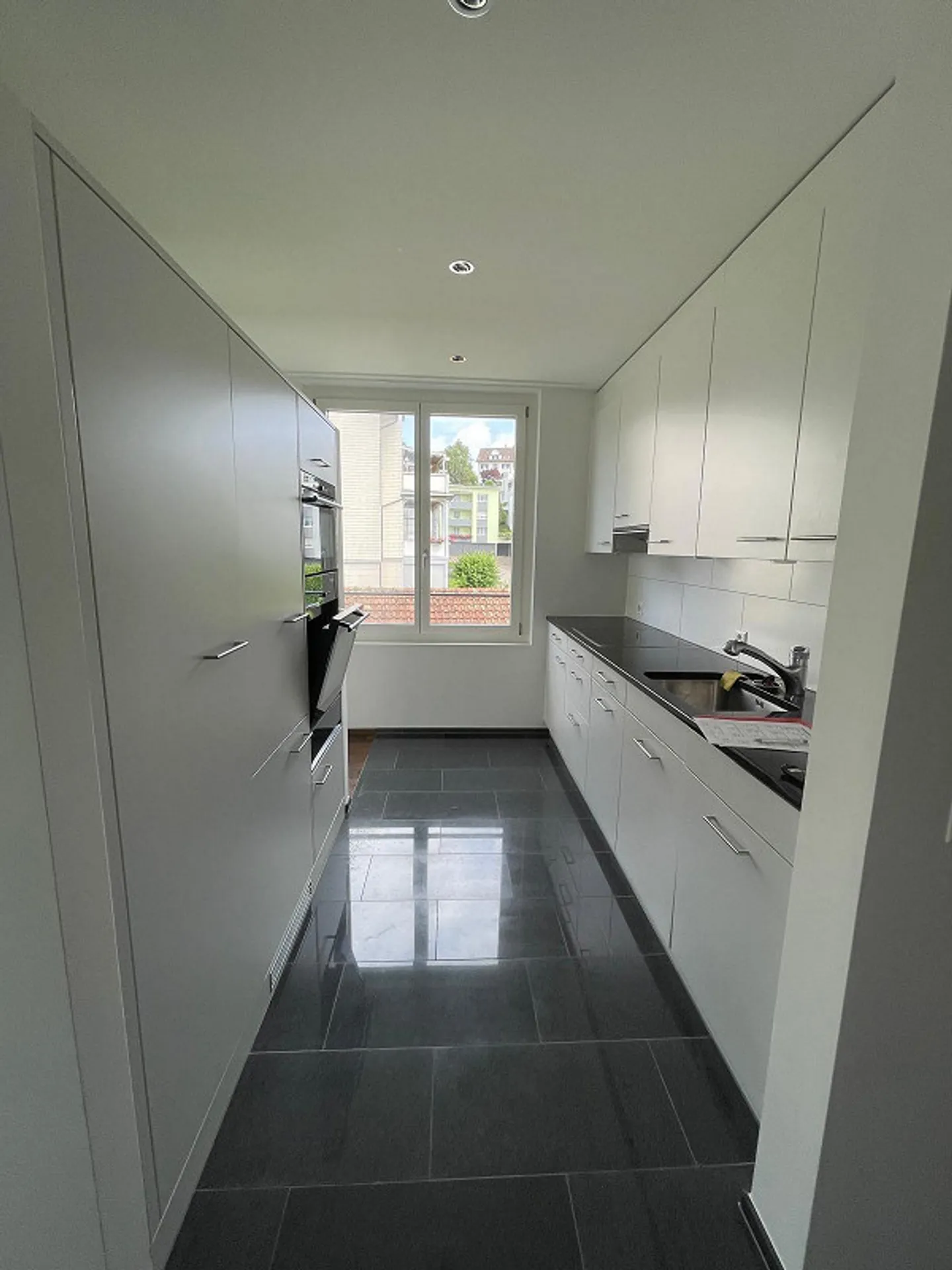 Stäfa (Zürisee): arredato, 72m2, nuovo, balcone, terrazza, garage, giardino - Foto 5 di 7