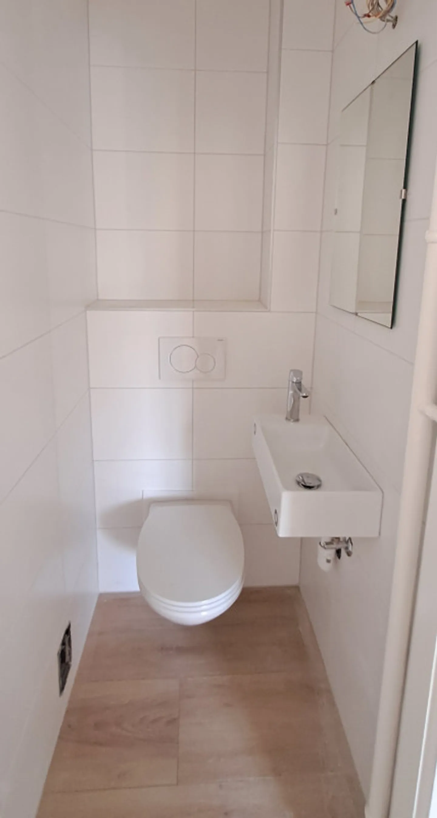 À louer  4 pièces rénové au dernier étage avec vue sur le lac à Pully - Photo 7 sur 7