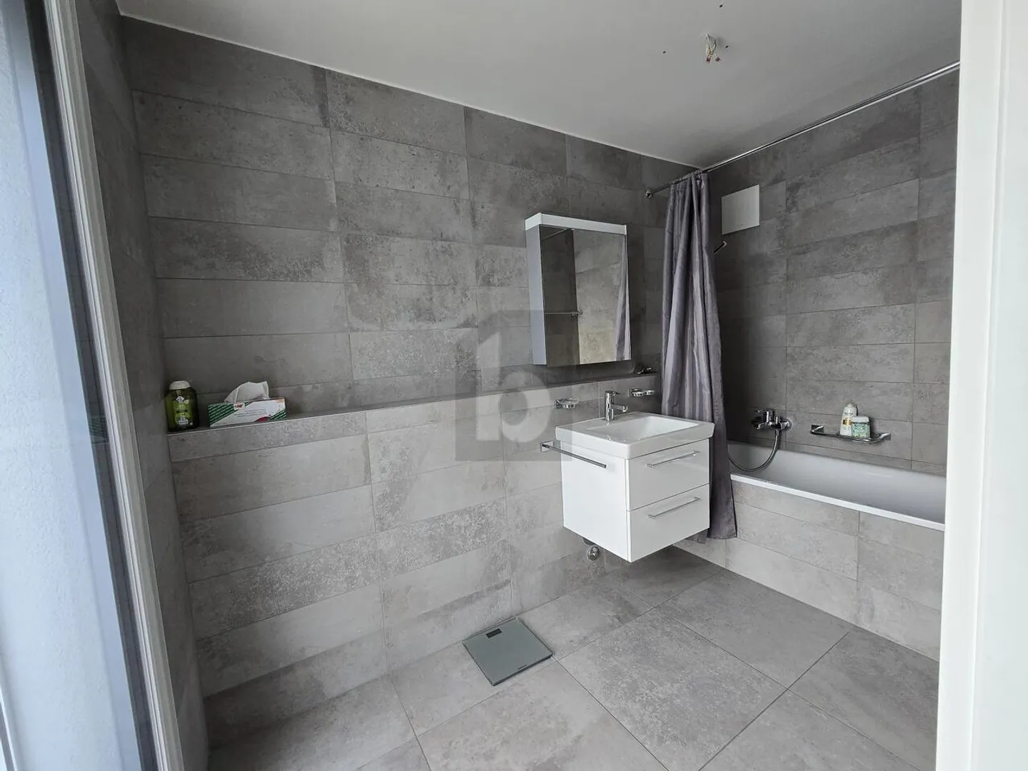 Helligkeit und spektakuläre Aussicht auf den See - Foto 4 von 6