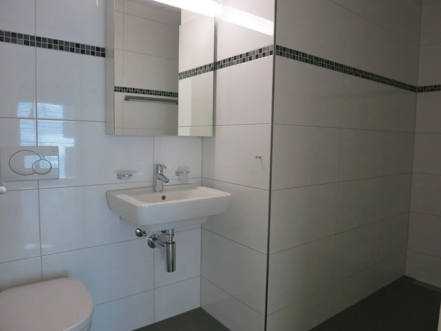 Moderne Wohnung in Nänikon - Foto 4 von 7