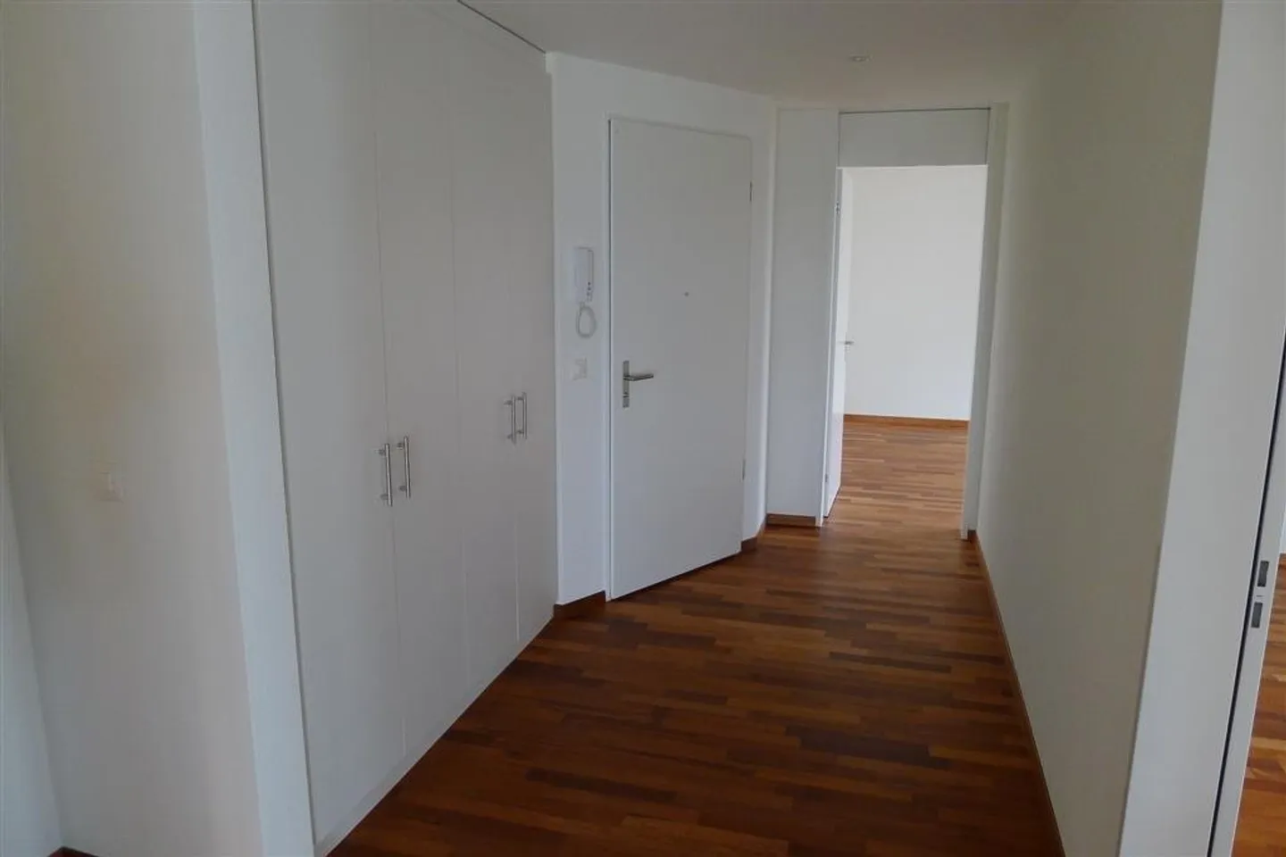 Moderne Wohnung in Nänikon - Foto 7 von 7