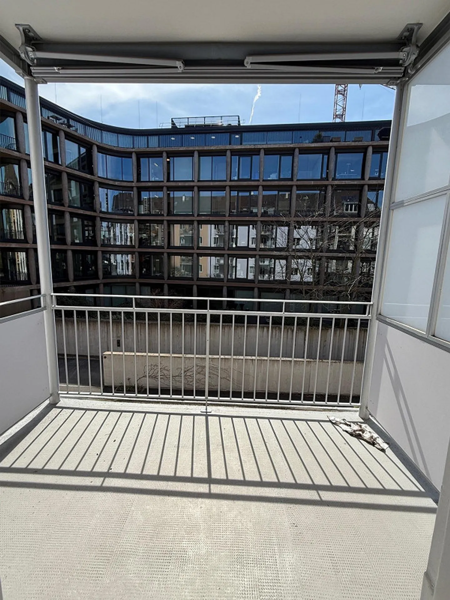 115 m2 di uffici vicino al monumento e alla stazione ferroviaria - Foto 9 di 11